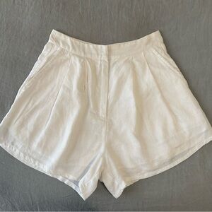 Dissh Rhyhe Linen White Shorts